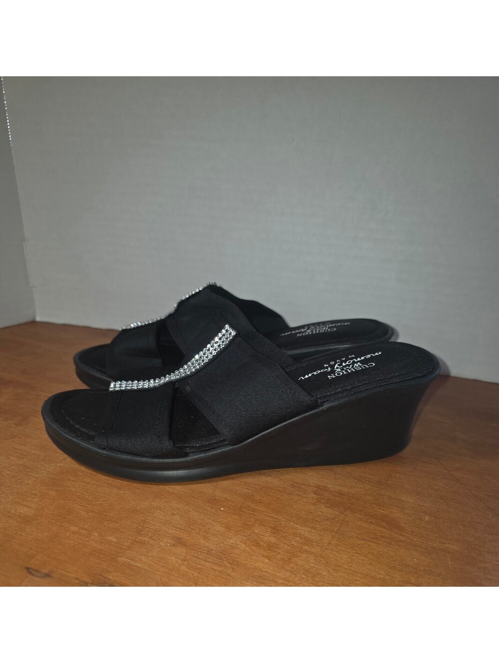 NWOT cushion walk by Avon rhinestone wedge sandal size 8